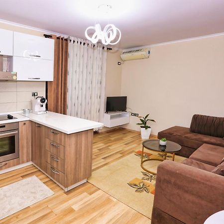 R&B City Center Apartment Tirana Exterior foto