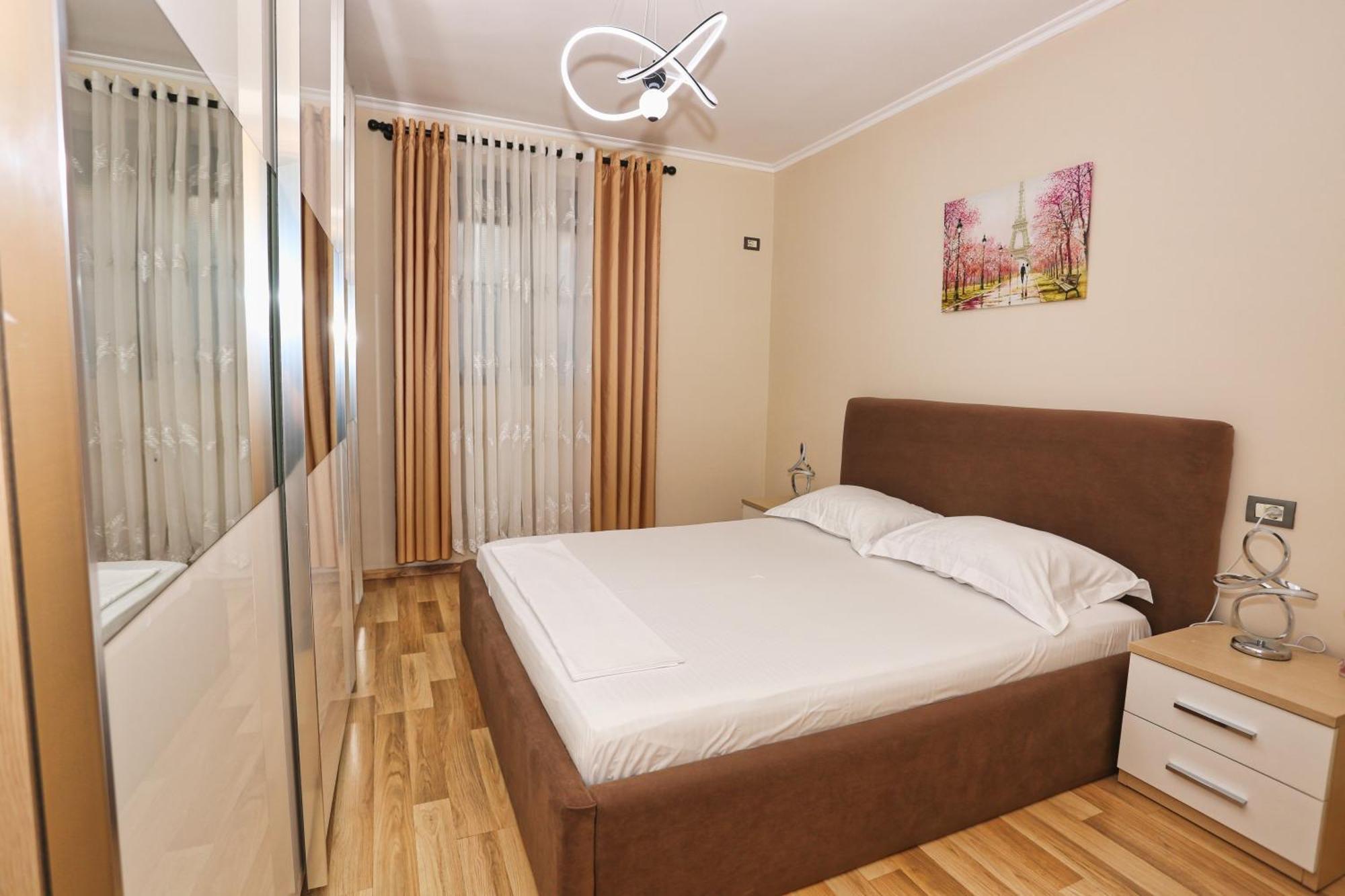 R&B City Center Apartment Tirana Exterior foto