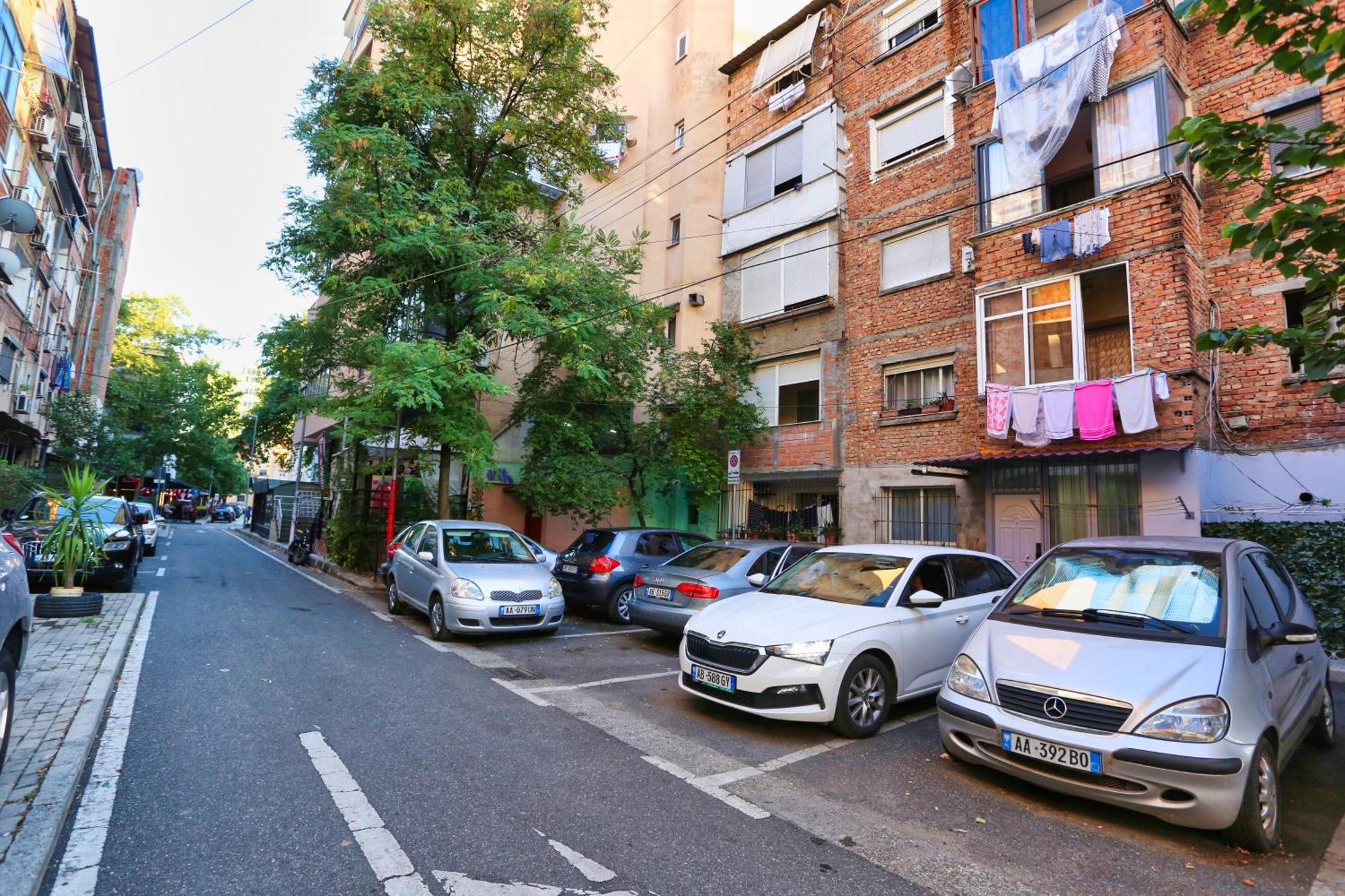R&B City Center Apartment Tirana Exterior foto